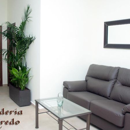 Hospederia Laredo Hotel La Carlota Ngoại thất bức ảnh