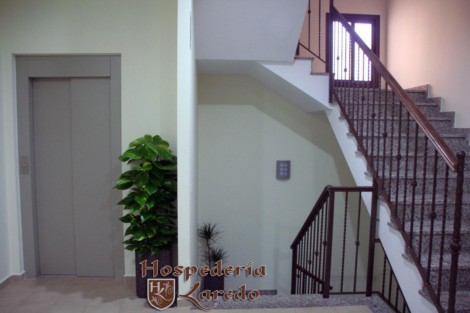 Hospederia Laredo Hotel La Carlota Ngoại thất bức ảnh