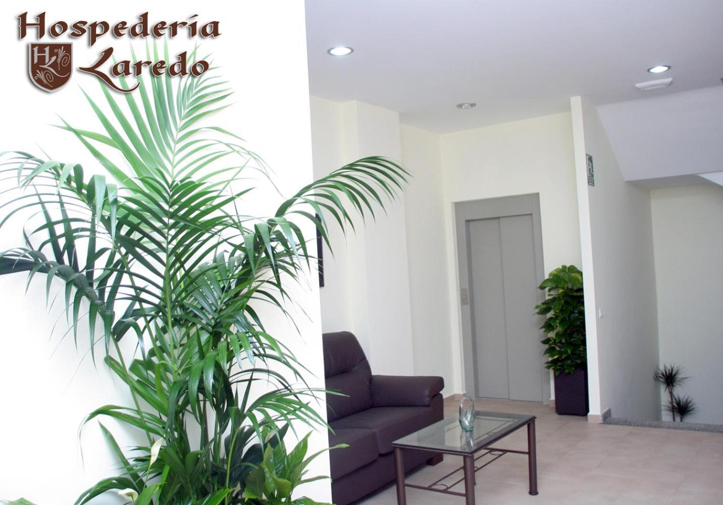 Hospederia Laredo Hotel La Carlota Ngoại thất bức ảnh